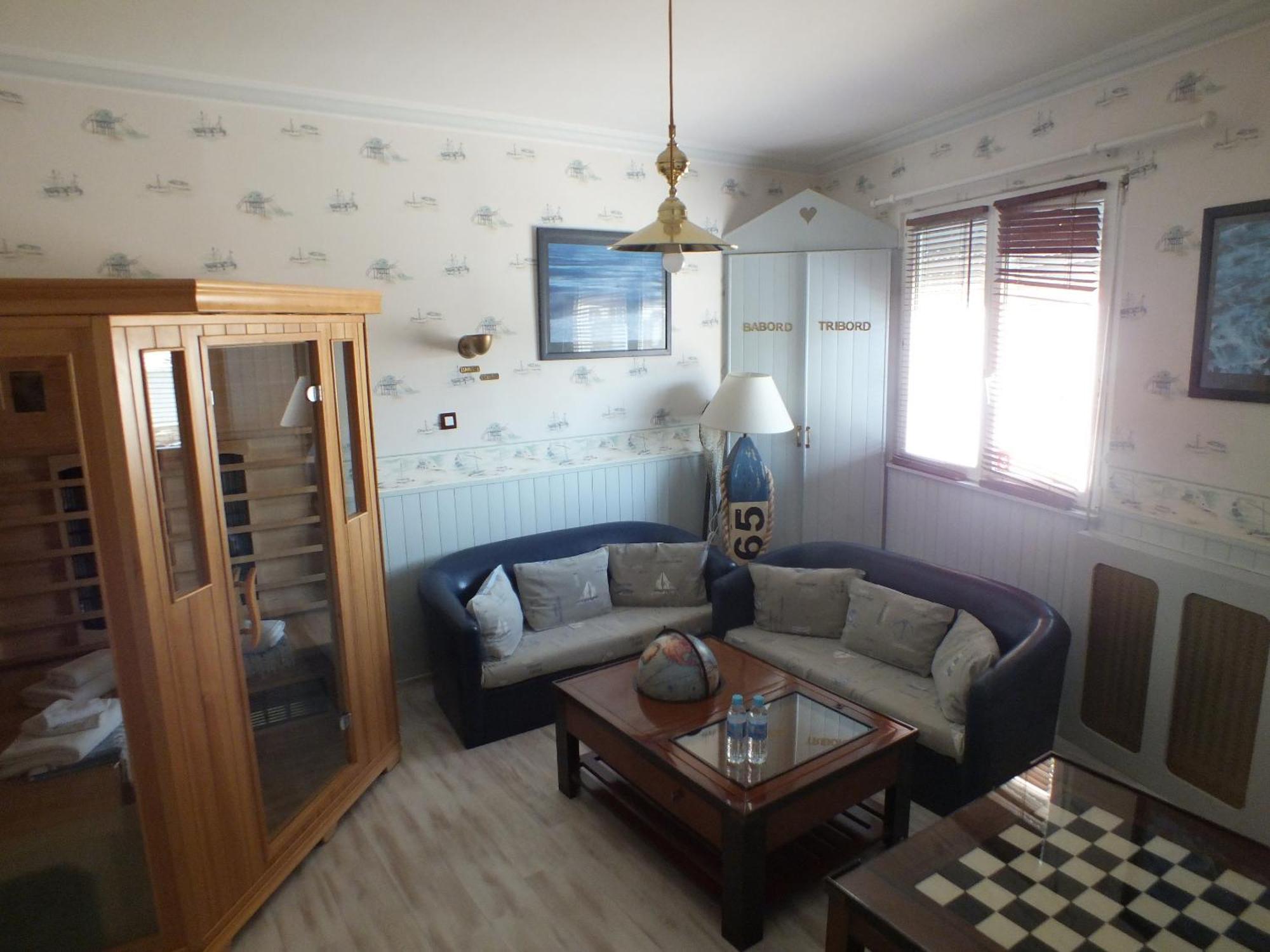 Hotel - Restaurant - Salon De The Le Beausejour Tregastel Room photo